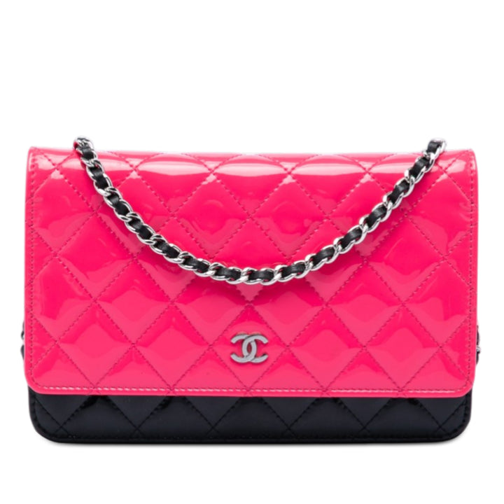 Chanel CC Bicolor Matelassé Cuir verni Wallet on Chain