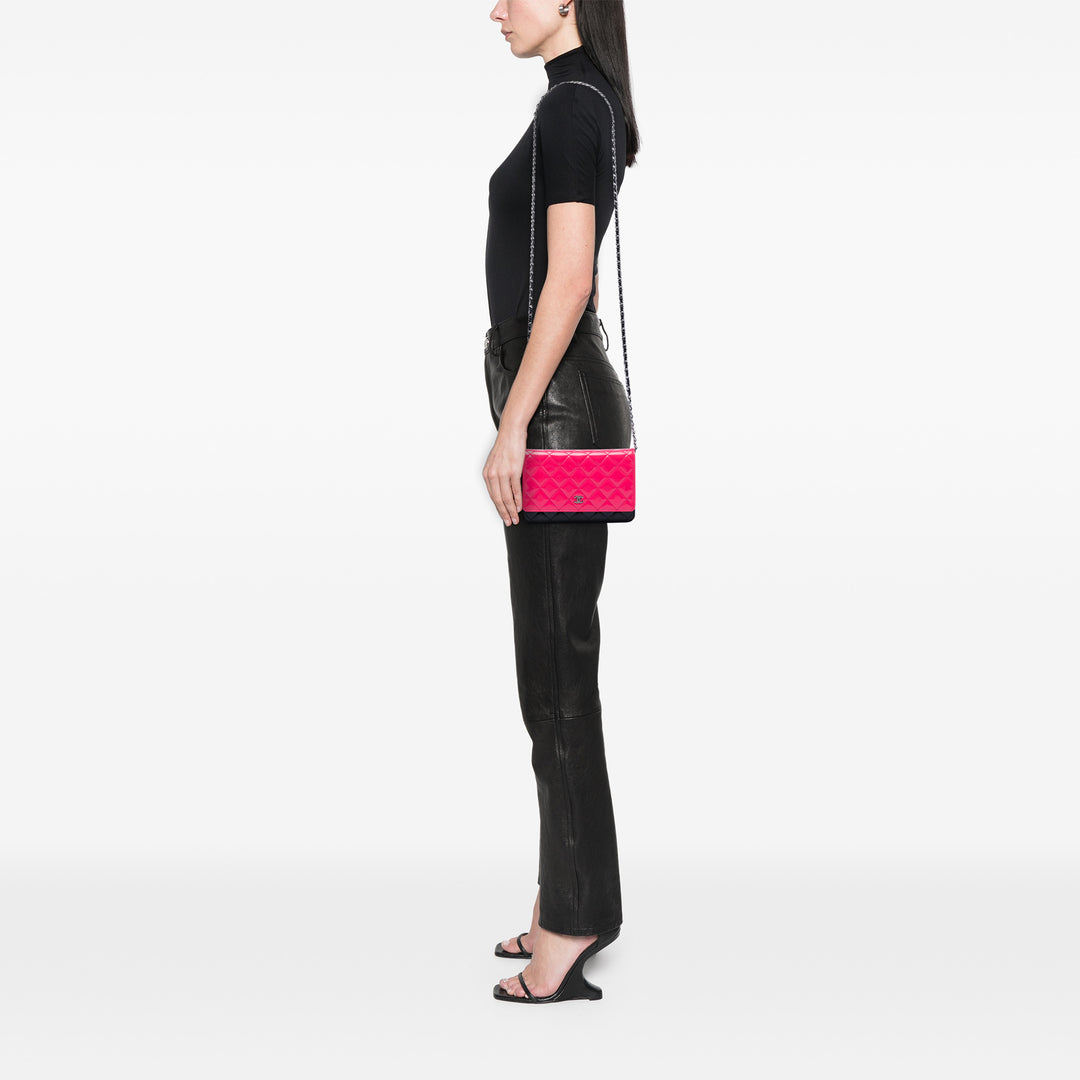 Chanel CC Bicolor Matelassé Cuir verni Wallet on Chain