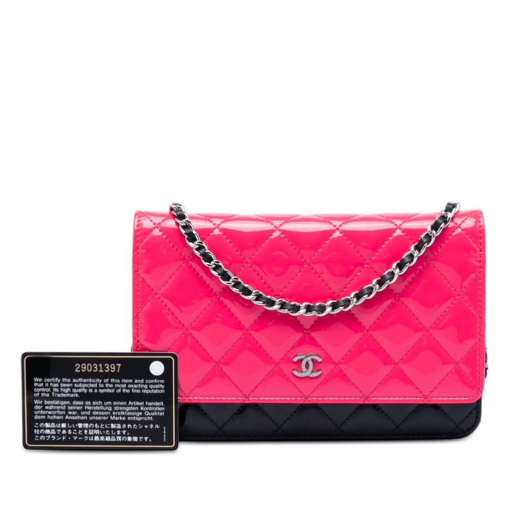 Chanel CC Bicolor Matelassé Cuir verni Wallet on Chain