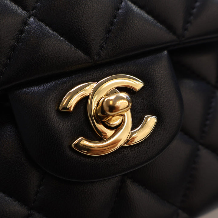 Chanel Medium Classic Cuir d’agneau Double rabat
