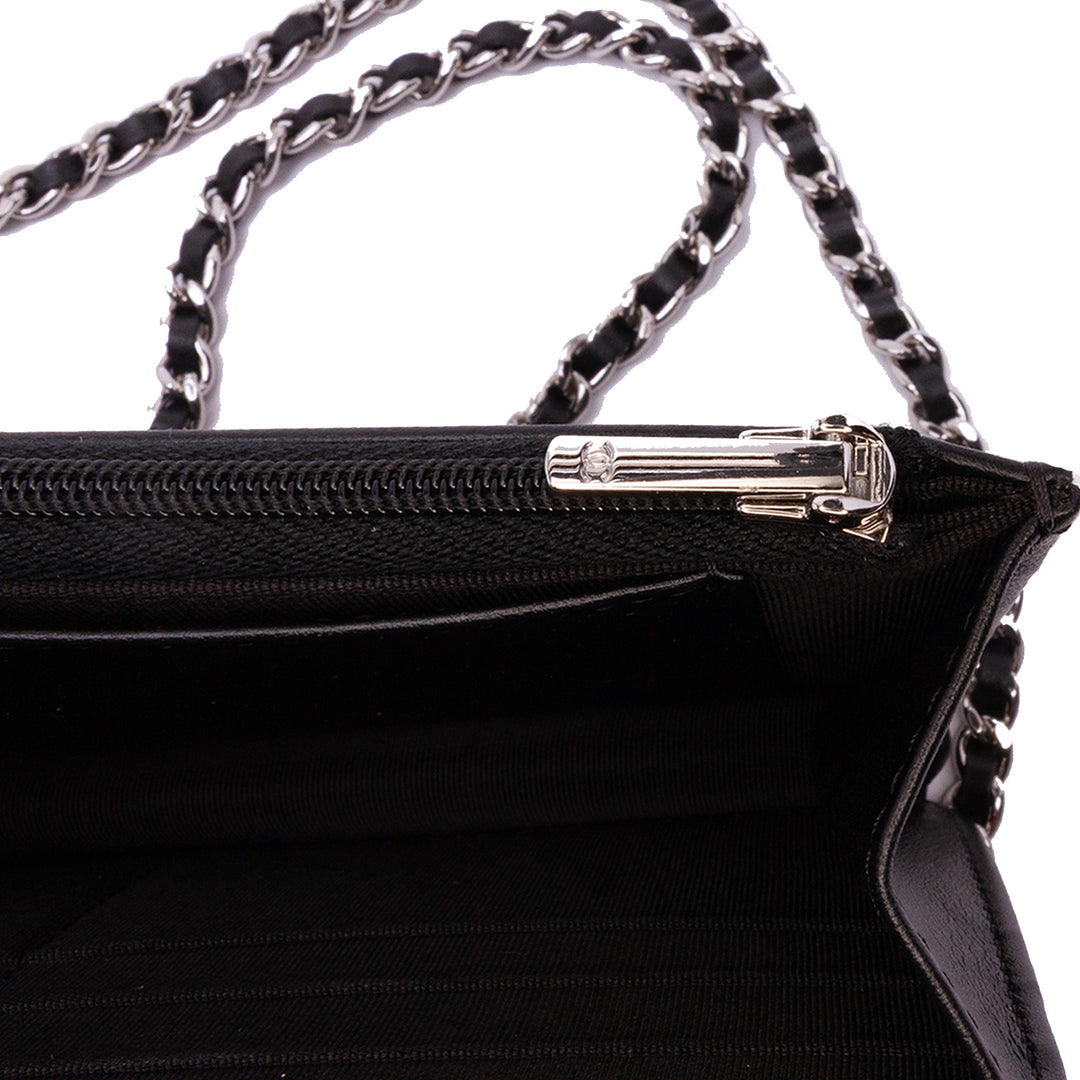 CC Bicolor Quilted Patent Wallet on Chain Red - Gaby Paris