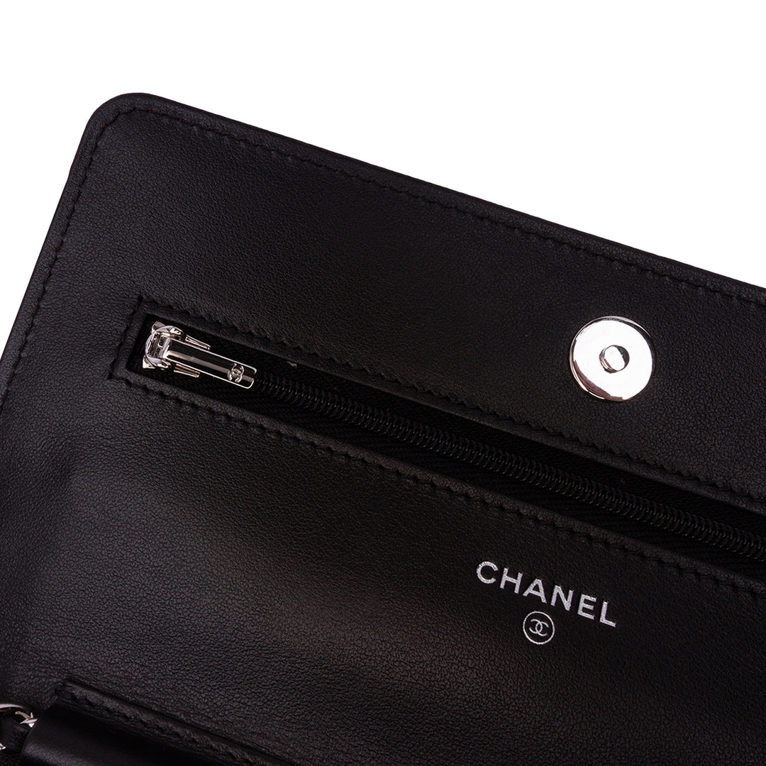 CC Bicolor Quilted Patent Wallet on Chain Red - Gaby Paris