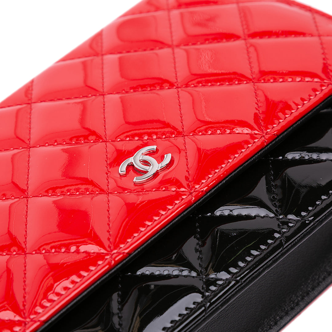 CC Bicolor Quilted Patent Wallet on Chain Red - Gaby Paris