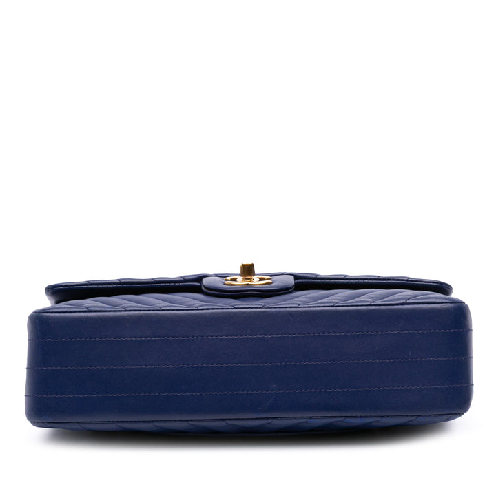 Chanel Medium Classic Chevron Cuir d’agneau Double rabat Bleu