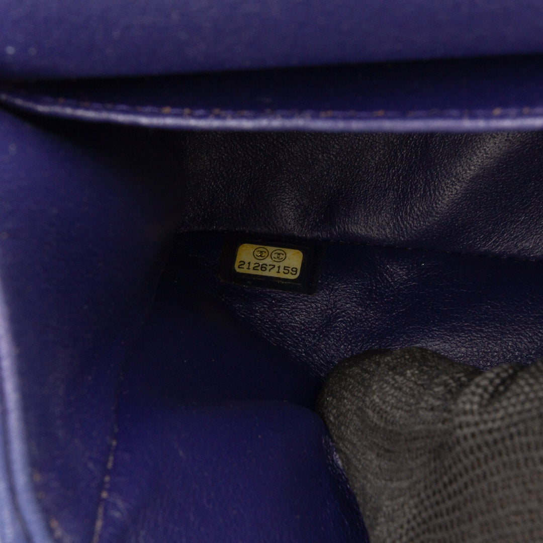 Chanel Medium Classic Chevron Cuir d’agneau Double rabat Bleu