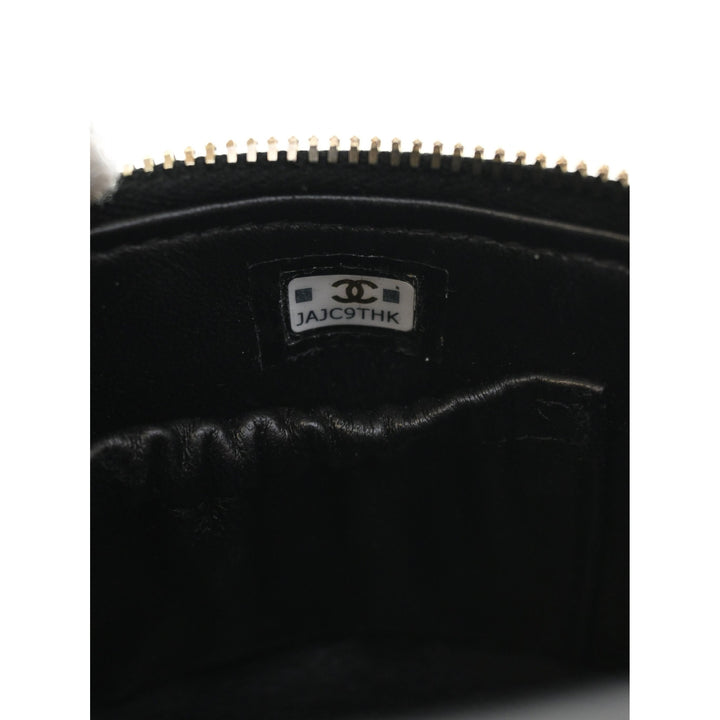 Chanel CC Vanity avec chaîne Cuir d'agneau Noir – vue 10 – GABY PARIS