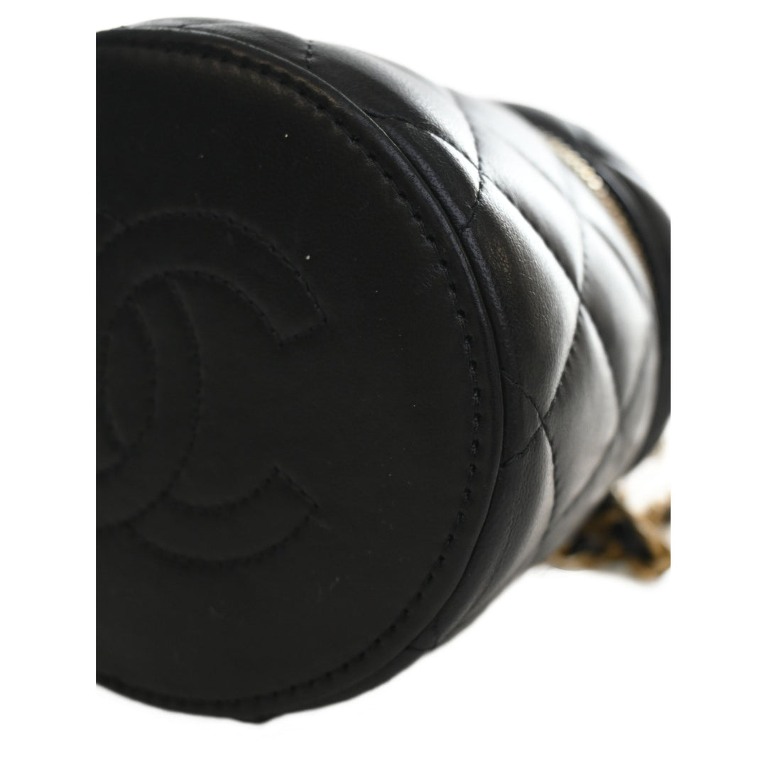 Chanel CC Vanity avec chaîne Cuir d'agneau Noir – vue 13 – GABY PARIS