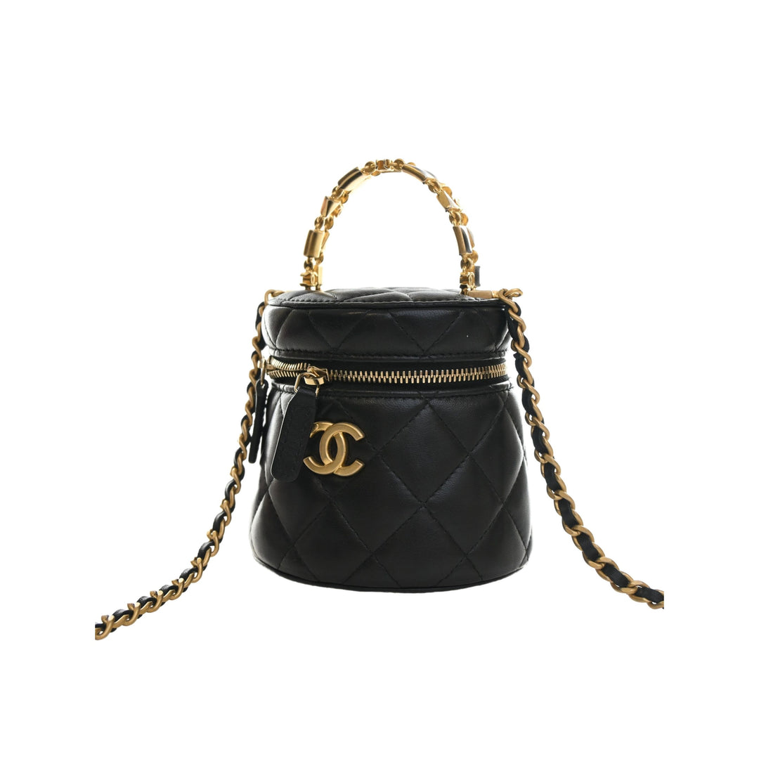 Chanel CC Vanity avec chaîne Cuir d'agneau Noir – vue 8 – GABY PARIS