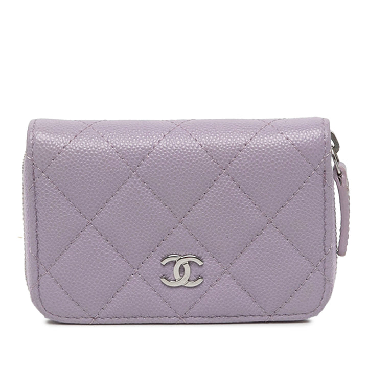 Chanel CC Matelassé Compact Zippé Porte-monnaie Cuir caviar Violet – vue principale – GABY PARIS