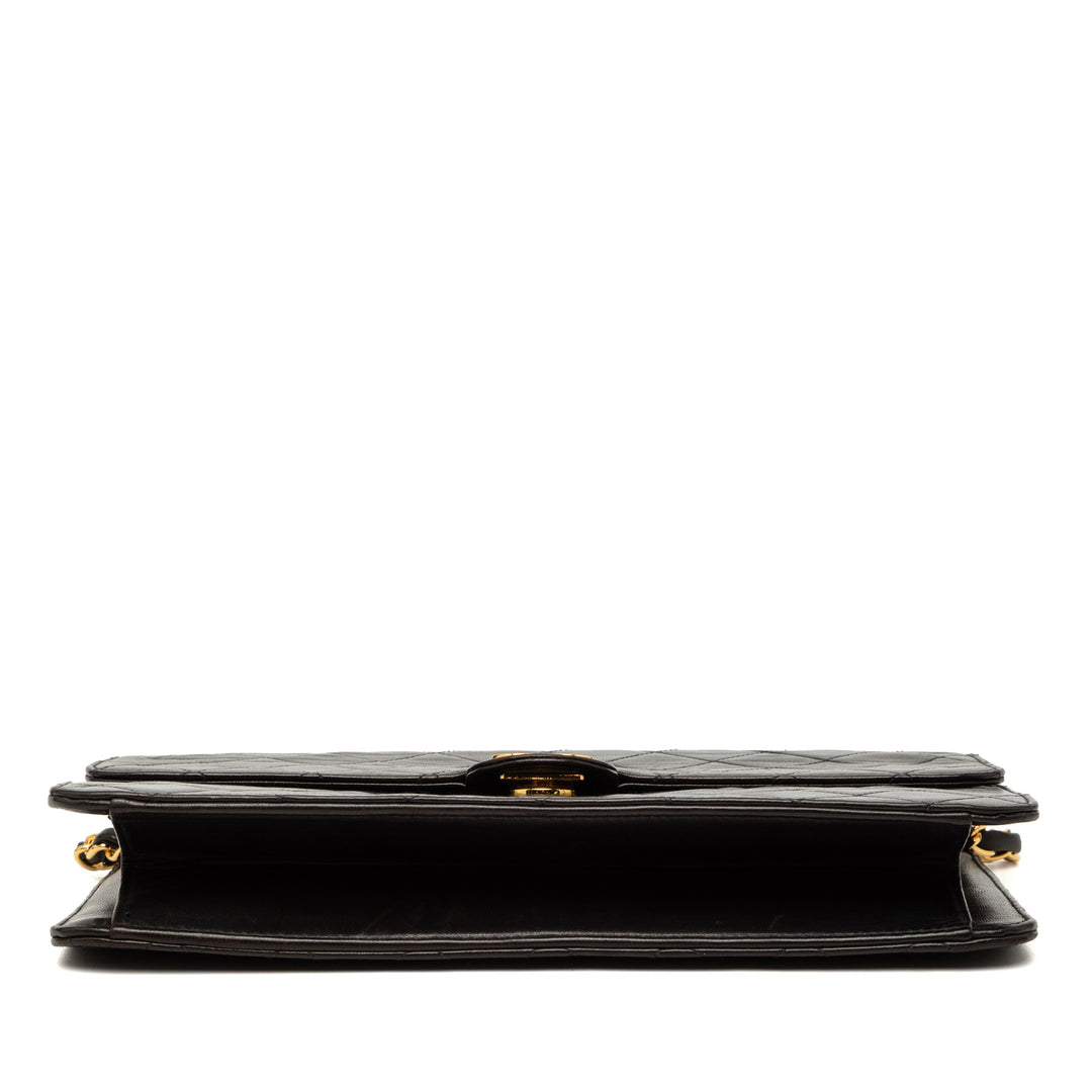 Chanel Medium CC Matelassé Cuir d’agneau Simple rabat