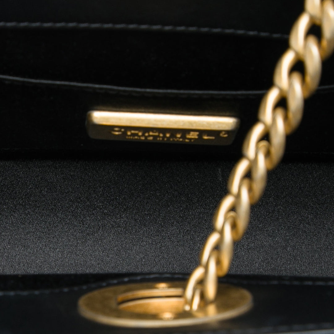 Chanel Evening By The Sea Pochette Mini Cuir d'agneau Noir – vue 4 – GABY PARIS