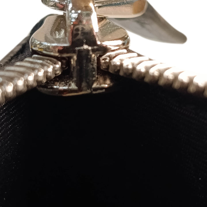 Gucci Pochette Microguccissima Noir – vue 7 – GABY PARIS