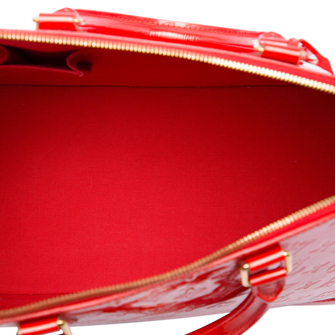 Louis Vuitton Alma GM Cuir verni Monogram Rouge – vue 4 – GABY PARIS