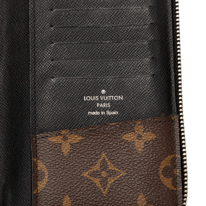 Louis Vuitton Monogram Macassar Vertical Zippy Portefeuille