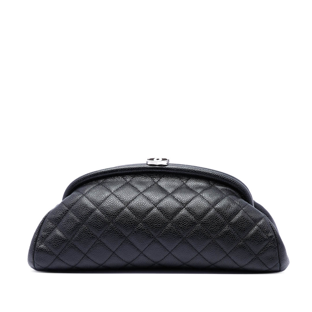 Chanel Matelassé Timeless Kisslock Pochette Cuir caviar Noir – vue principale – GABY PARIS
