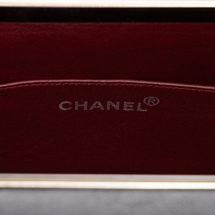 Chanel Matelassé Boîte Vanity Cuir d'agneau Noir – vue 5 – GABY PARIS