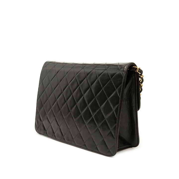 Chanel Medium CC Matelassé Cuir d’agneau Simple rabat