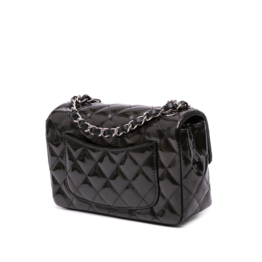 Chanel Mini Rectangular Classic Striped Cuir verni Simple rabat Noir – GABY PARIS Authentique
