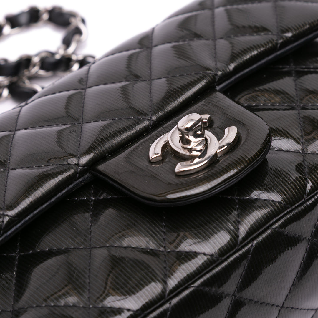 Chanel Mini Rectangular Classic Striped Cuir verni Simple rabat Noir – GABY PARIS Authentique