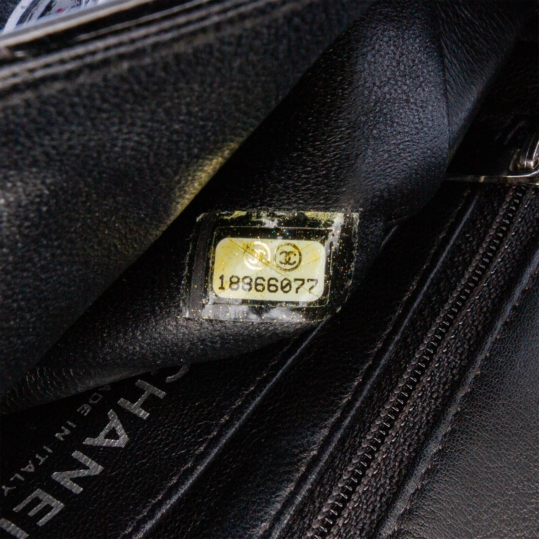 Chanel Mini Rectangular Classic Cuir verni Simple rabat Noir – GABY PARIS Authentique