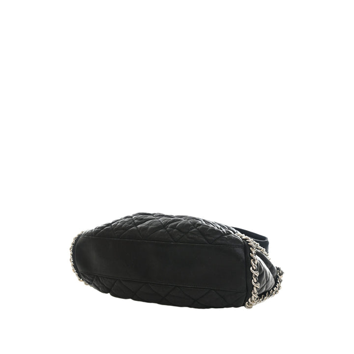 Chanel Matelassé Washed Sac rond à chaîne Hobo Cuir d'agneau Noir – vue 11 – GABY PARIS