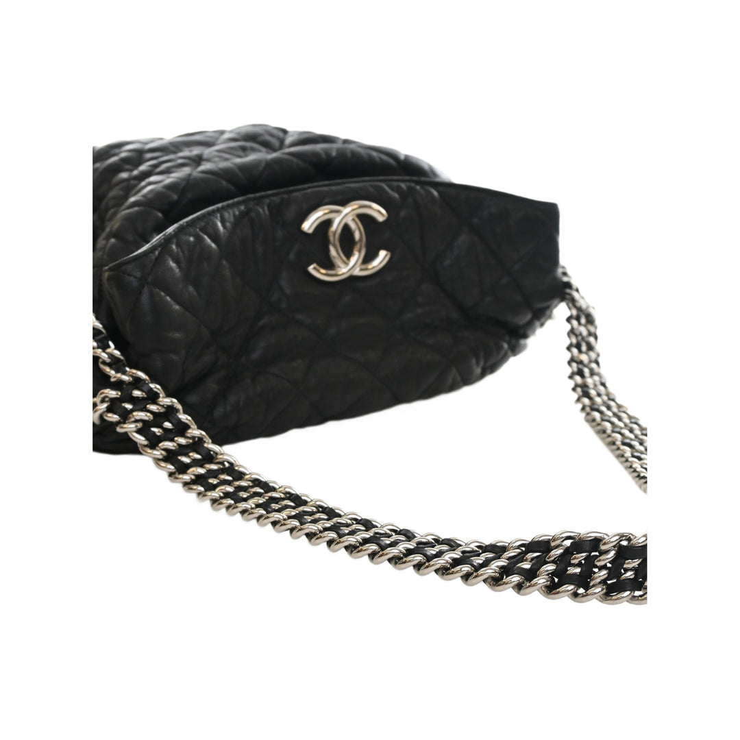 Chanel Matelassé Washed Sac rond à chaîne Hobo Cuir d'agneau Noir – vue 13 – GABY PARIS