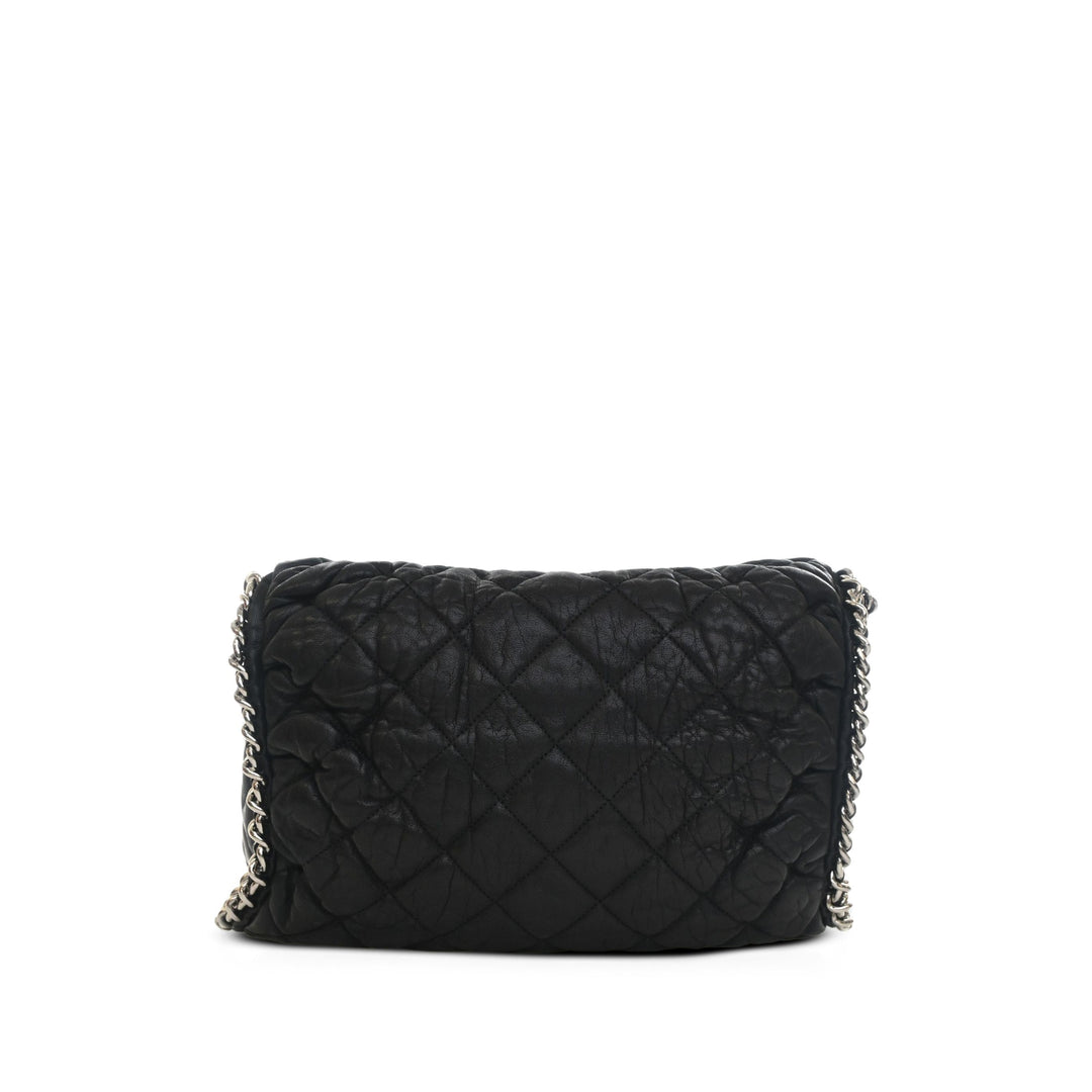 Chanel Matelassé Washed Sac rond à chaîne Hobo Cuir d'agneau Noir – vue 2 – GABY PARIS