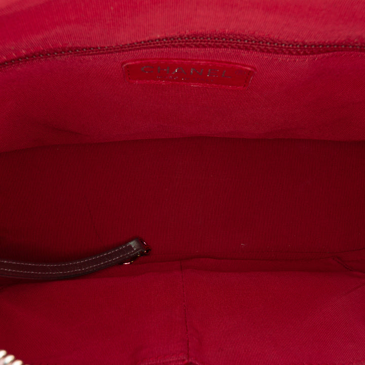 Chanel Medium Iridescent Cuir de veau Gabrielle Sac porté croisé