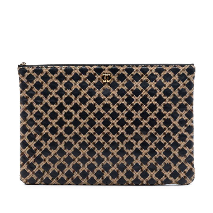 Chanel Large Matelassé Cuir d’agneau Cross Stitch O Étui Pochette