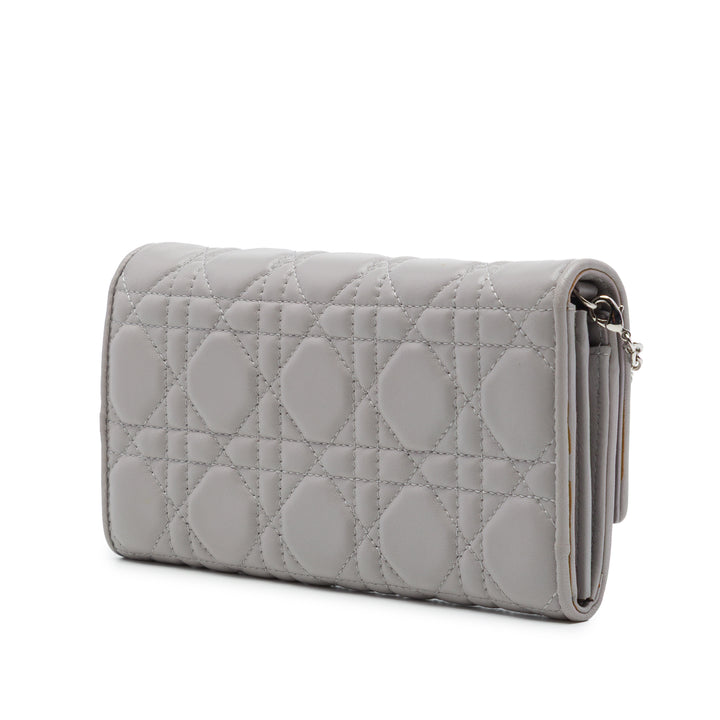 Dior Cannage Lady Dior Wallet on Chain Cuir d'agneau Gris – vue 2 – GABY PARIS