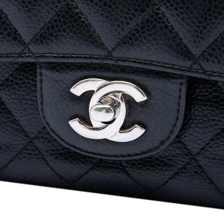 Chanel Medium Classic Caviar Double rabat