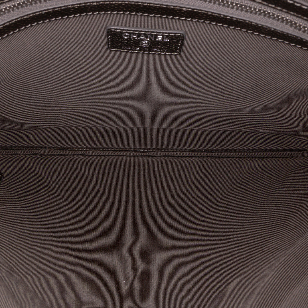 Large Quilted Caviar O Case Clutch Black - Gaby Paris