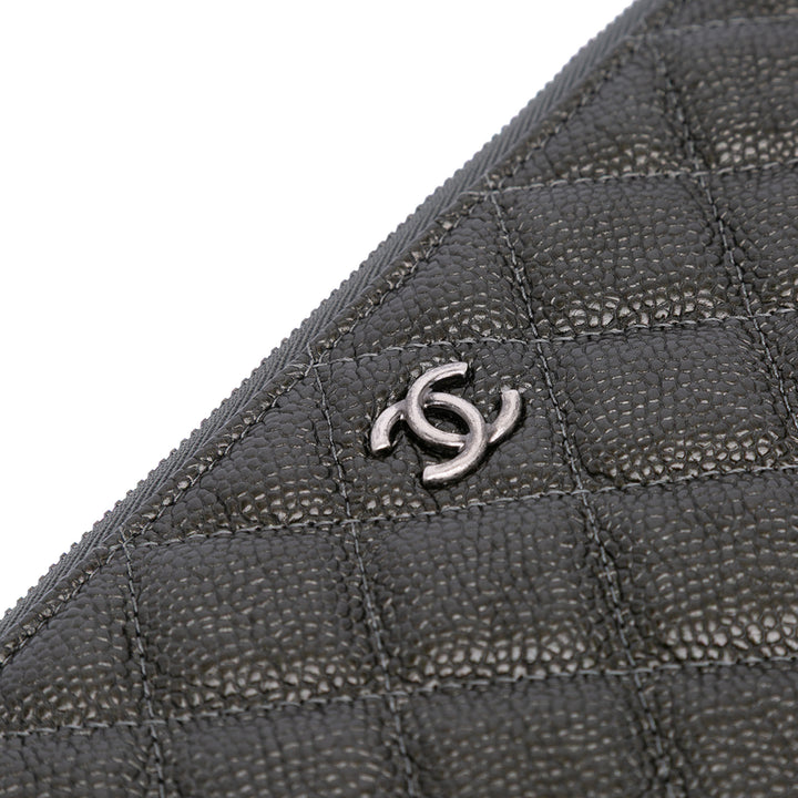 Large Quilted Caviar O Case Clutch Black - Gaby Paris