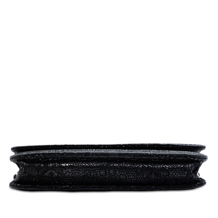 Chanel CC Lace Overlay Cuir de chèvre Wallet on Chain