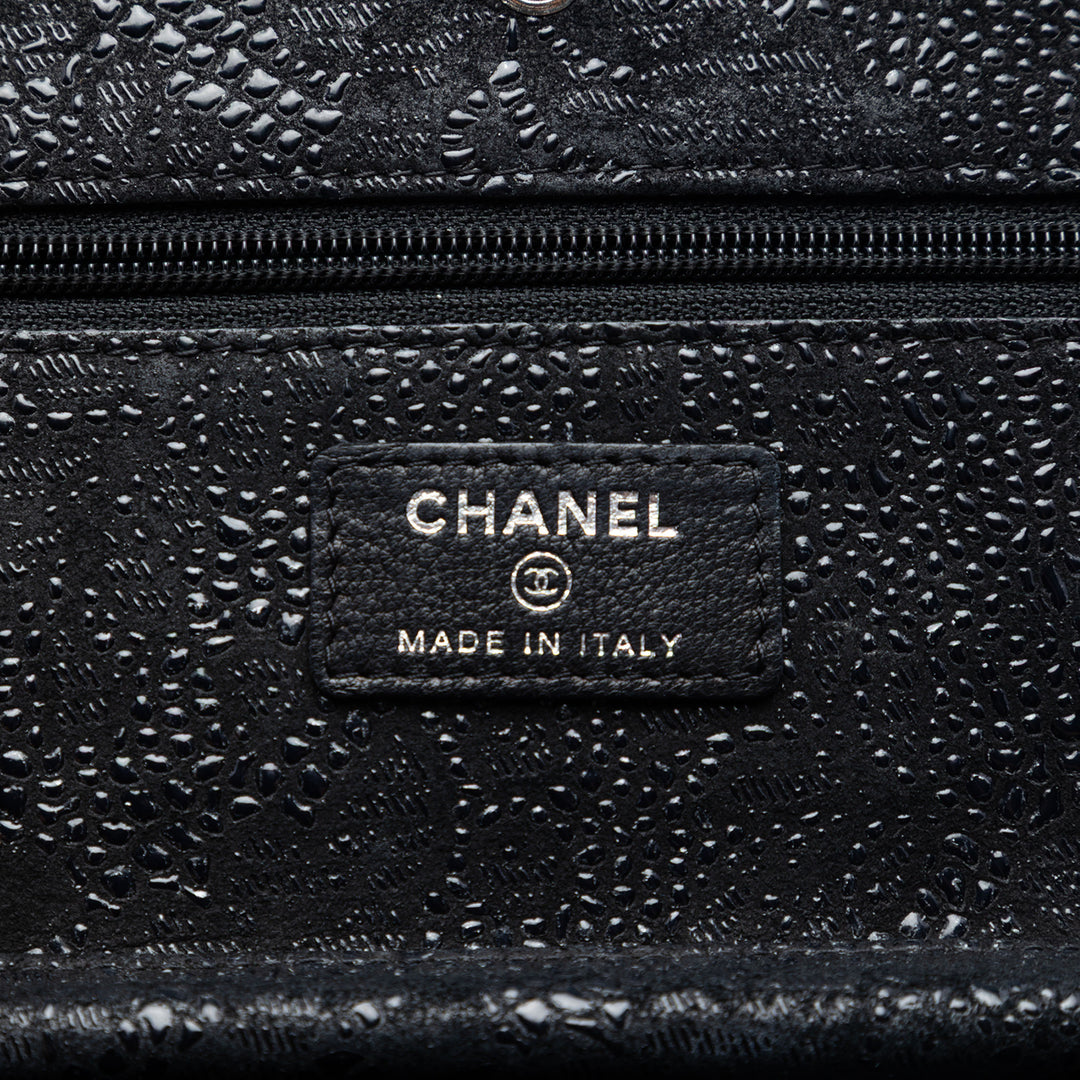Chanel CC Lace Overlay Cuir de chèvre Wallet on Chain