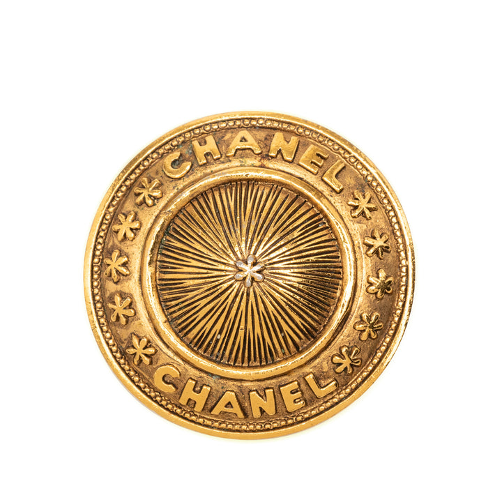 Chanel plaqué Rond Broche Métal