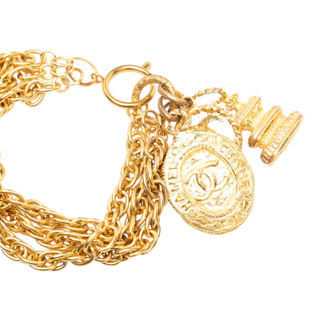 Chanel CC plaqué Triple Chaîne Logo Charm Bracelet Métal