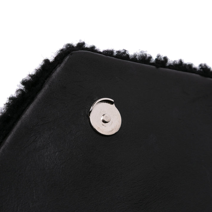 Saint Laurent Toy Shearling Loulou Sac porté croisé