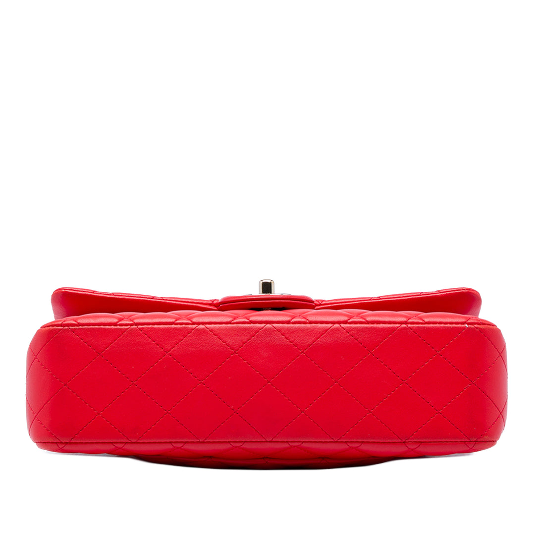 Chanel Medium Classic Cuir d'agneau Double rabat