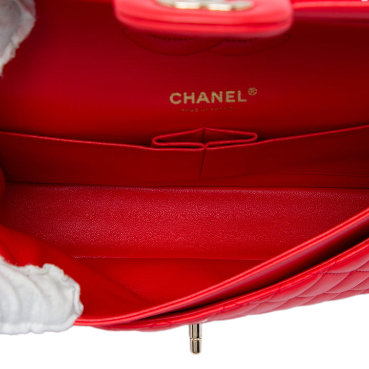 Chanel Medium Classic Cuir d'agneau Double rabat