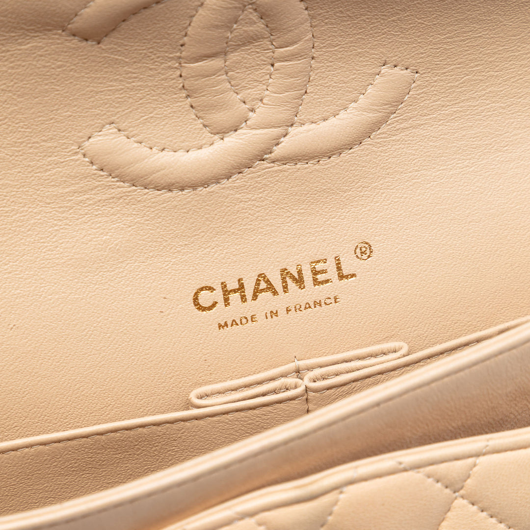 Chanel Medium Classic Cuir d’agneau Double rabat