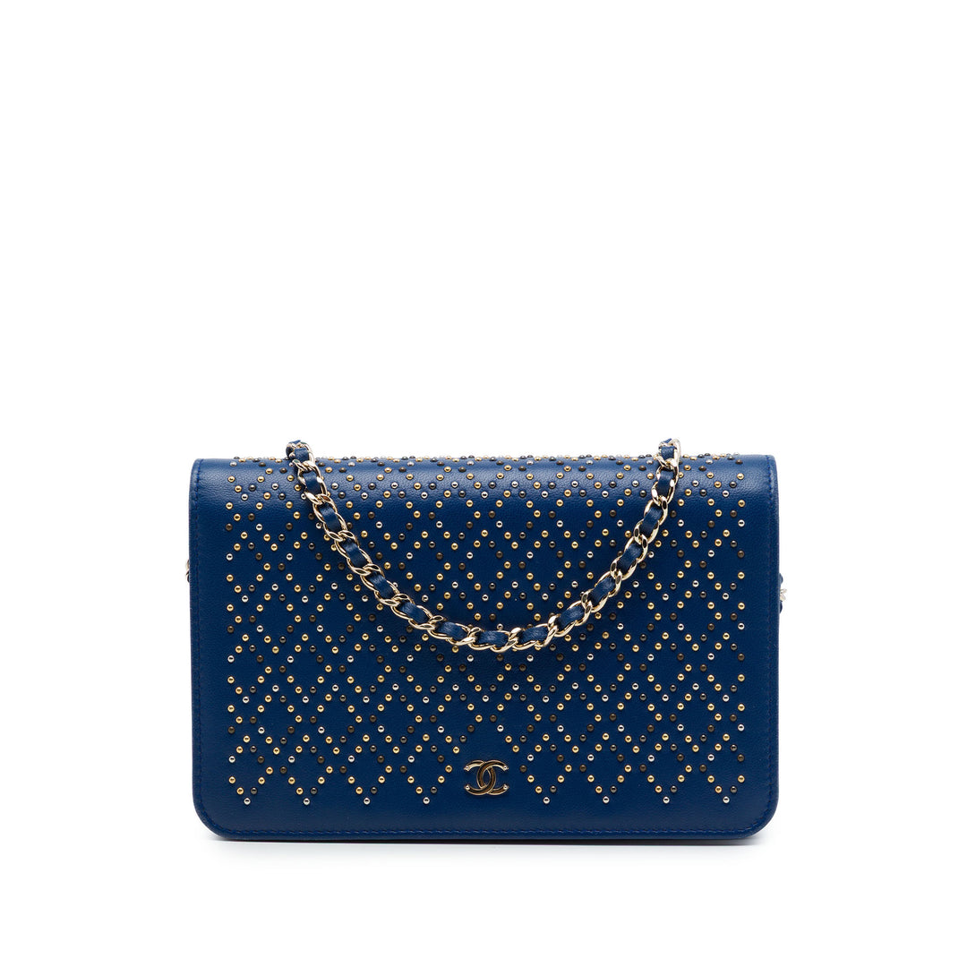 Chanel Sac bandoulière CC clouté Wallet on Chain Cuir d'agneau Bleu – vue principale – GABY PARIS