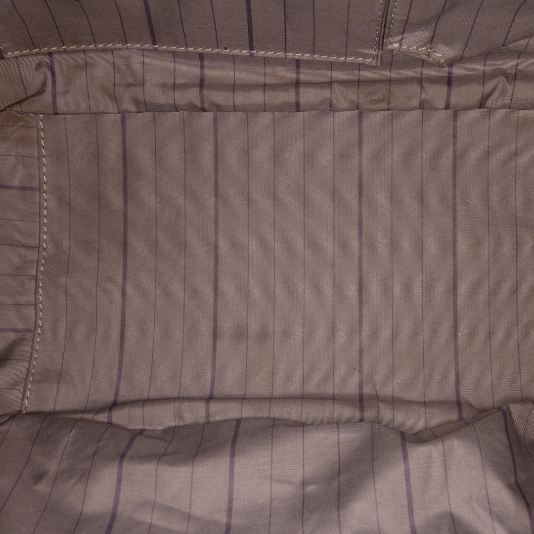 Chanel Cuir d’agneau clouté CC Accordion à rabat