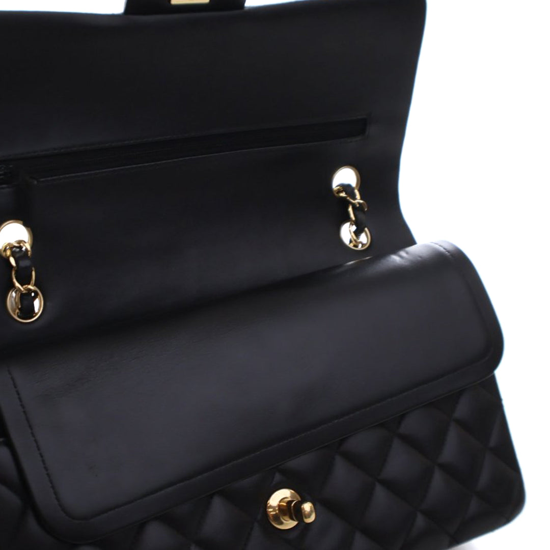 Chanel Medium Classic Cuir d’agneau Double rabat Noir – GABY PARIS Authentique