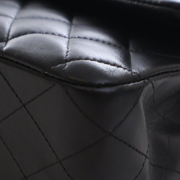 Chanel Medium Classic Cuir d’agneau Double rabat Noir – GABY PARIS Authentique