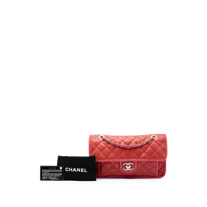Chanel Matelassé French Riviera à rabat Moyen Cuir caviar Rouge – vue 7 – GABY PARIS
