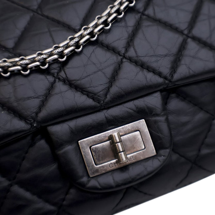 Chanel Reissue 2.55 vieilli Cuir de veau Double rabat 227