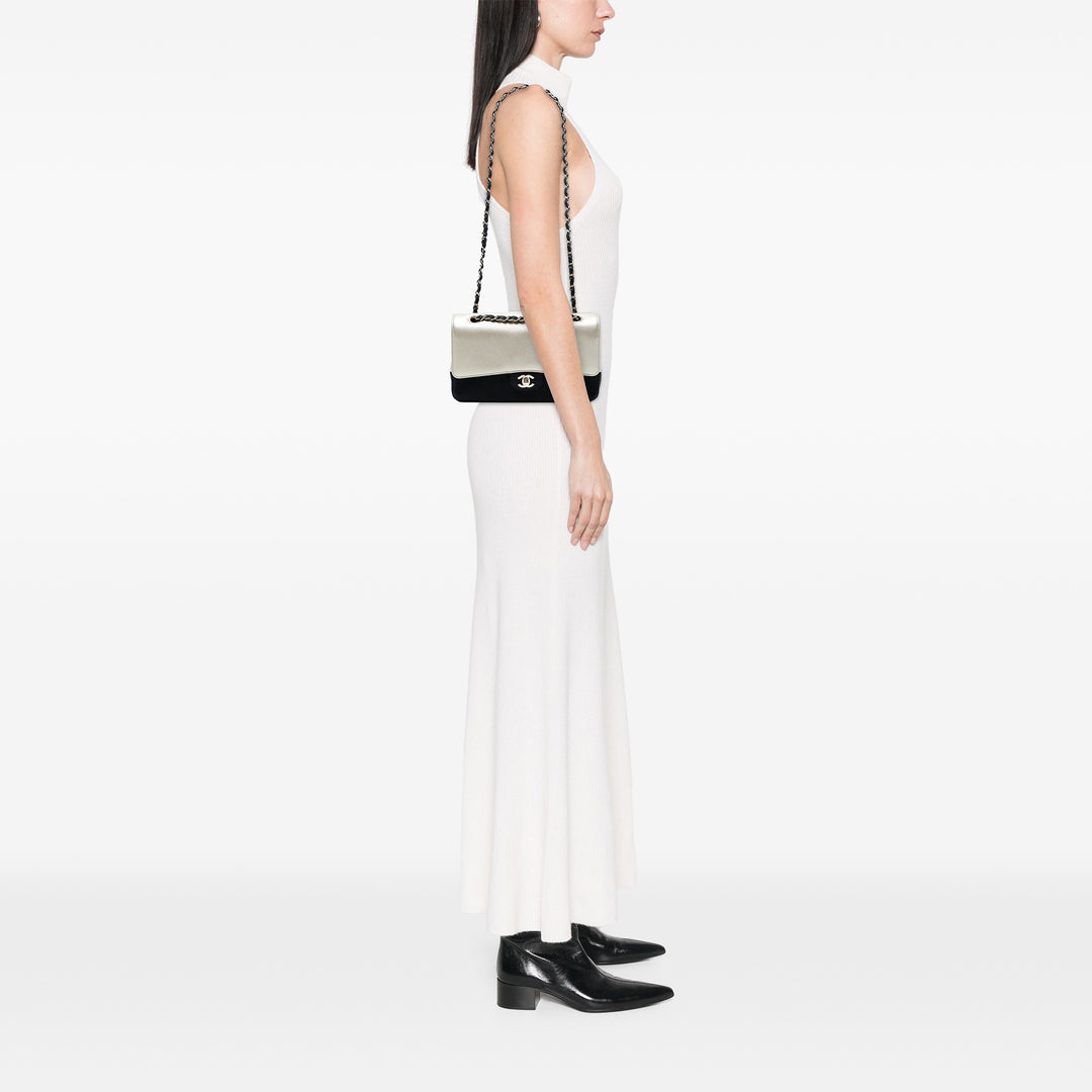 Chanel Medium Classic Bicolor Caviar Double rabat Argenté