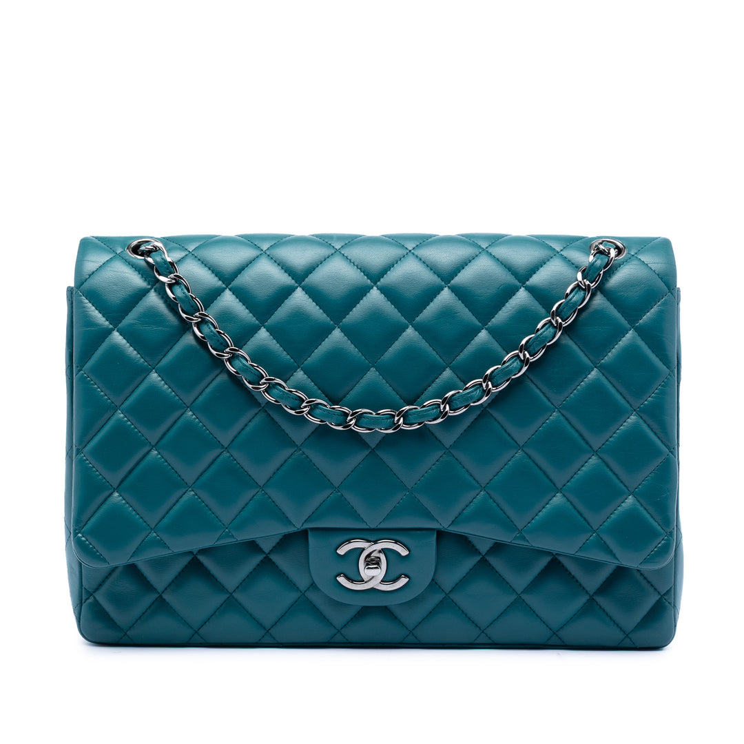 Chanel Maxi Classic Cuir d’agneau Double rabat