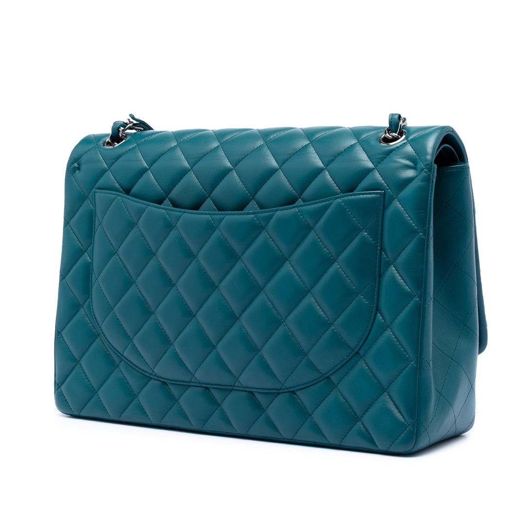 Chanel Maxi Classic Cuir d’agneau Double rabat